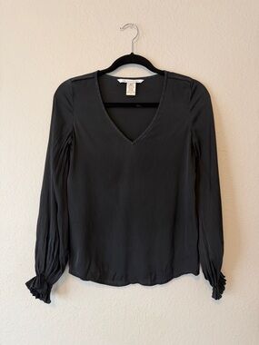 Diane Von Furstenberg Black V-Neck Long Sleeve Blouse